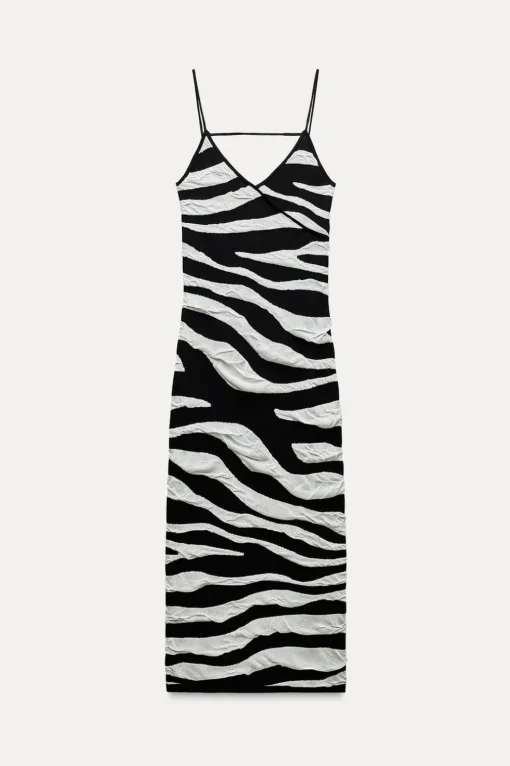 VESTIDO PUNTO EFECTO ARRUGADO