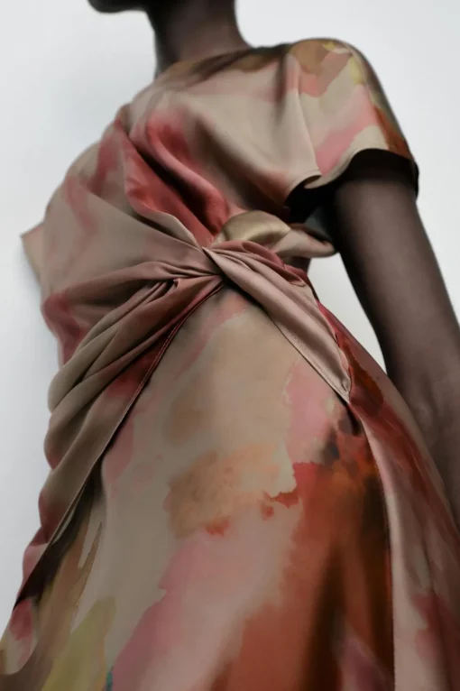 VESTIDO SATINADO ESTAMPADO TIE DYE