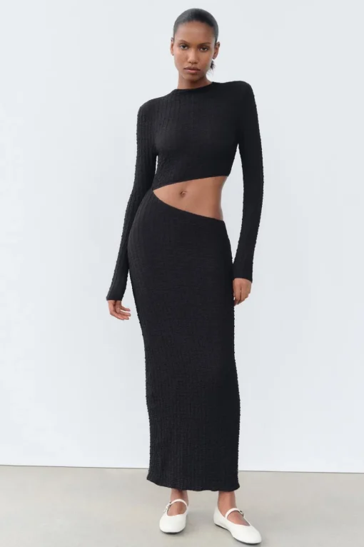 VESTIDO TEXTURA CUT OUT