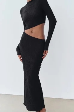 VESTIDO TEXTURA CUT OUT