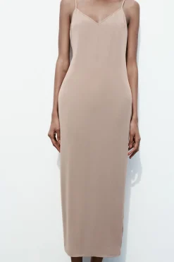 VESTIDO TIPO FORRO LARGO