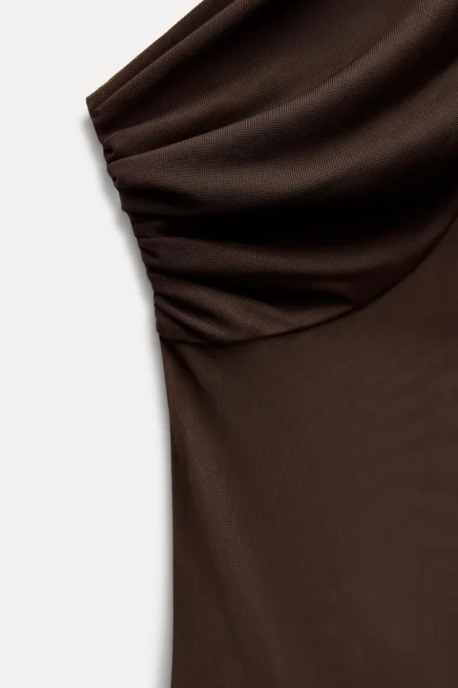 VESTIDO TUL DRAPEADO ASIMÉTRICO