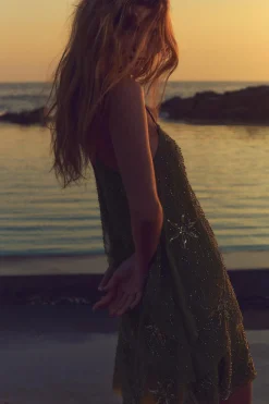 VESTIDO TUL VOLANTES ABALORIOS