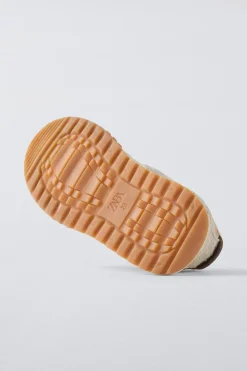 ZAPATILLA DEPORTIVA LENGÜETA