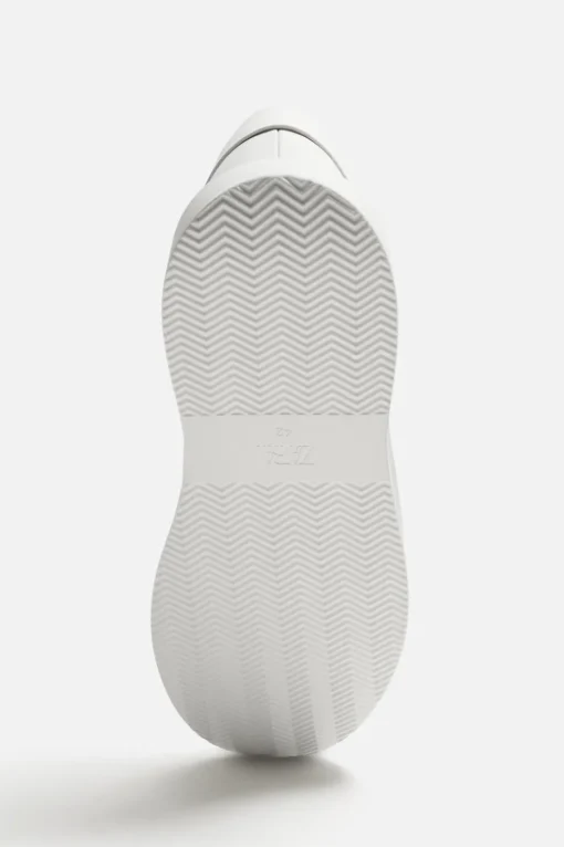 ZAPATILLA MONOCOLOR VOLUMEN