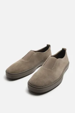 ZAPATILLA PIEL SIN CORDONES
