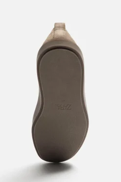 ZAPATILLA PIEL SIN CORDONES