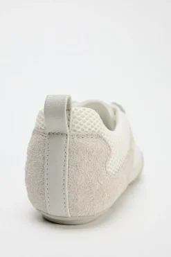 ZAPATILLAS DEPORTIVAS