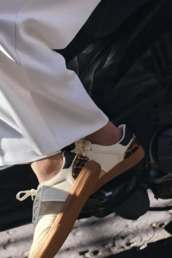 ZAPATILLAS DEPORTIVAS BAMBA CONTRASTE