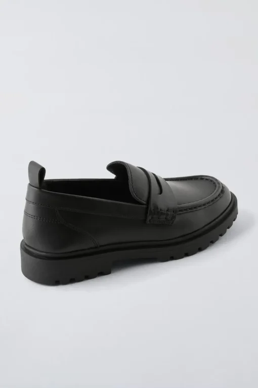 ZAPATO COLEGIAL PIEL