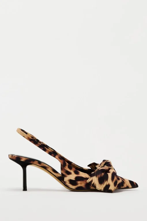 ZAPATO DESTALONADO ESTAMPADO ANIMAL LAZO