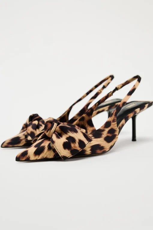 ZAPATO DESTALONADO ESTAMPADO ANIMAL LAZO