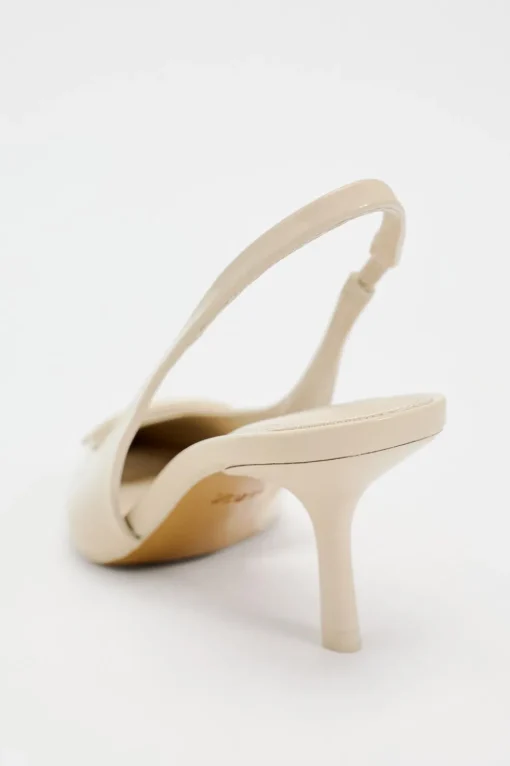 ZAPATO DESTALONADO TACÓN ADORNO