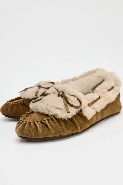 ZAPATO PLANO SERRAJE PELO