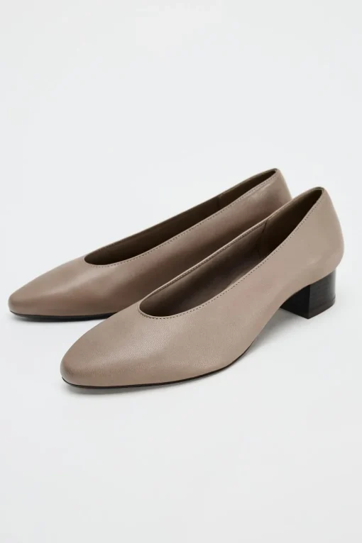 ZAPATO TACÓN PIEL