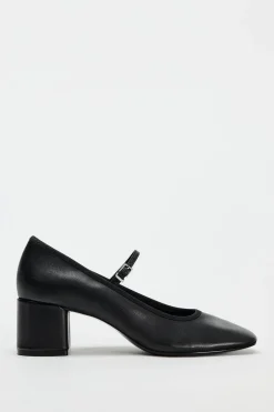 ZAPATO TACÓN TIRA PIEL