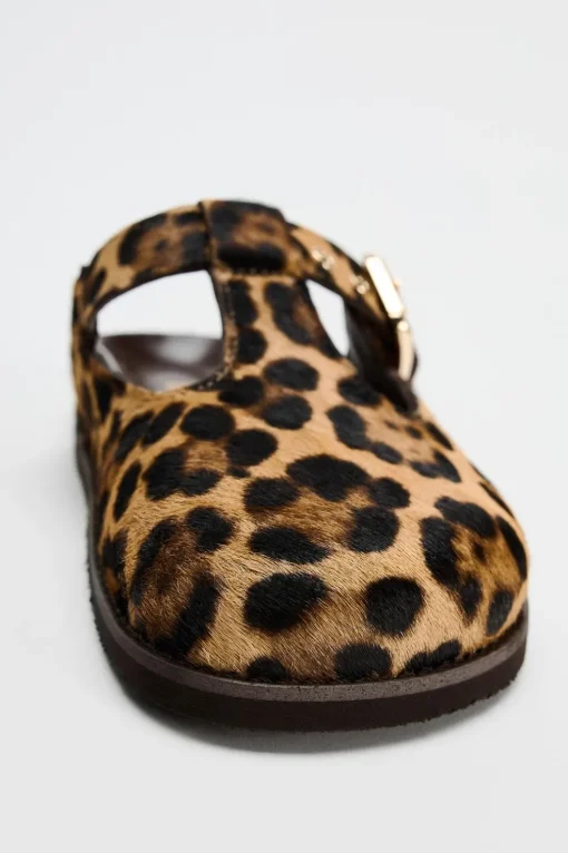 ZUECO PIEL ESTAMPADO ANIMAL